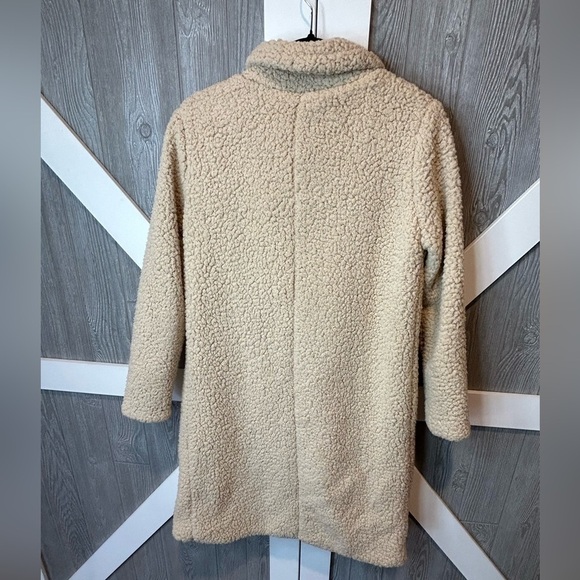 011. Shein Sherpa open style coat Tan Small - Picture 5 of 5